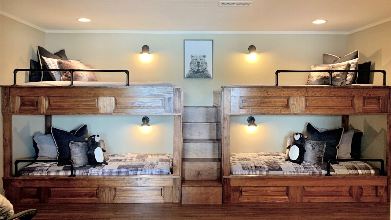 Photo of Bedroom in Santeetlah