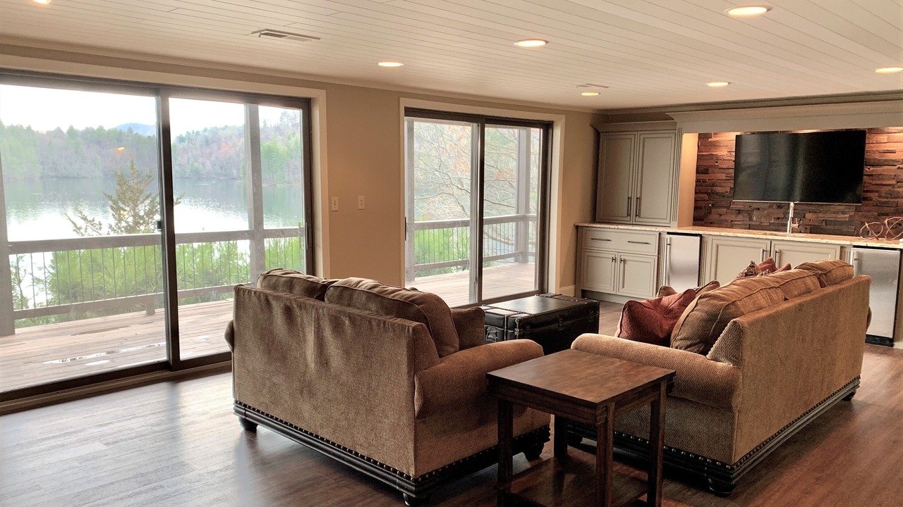 Photo of Livingroom in Santeetlah