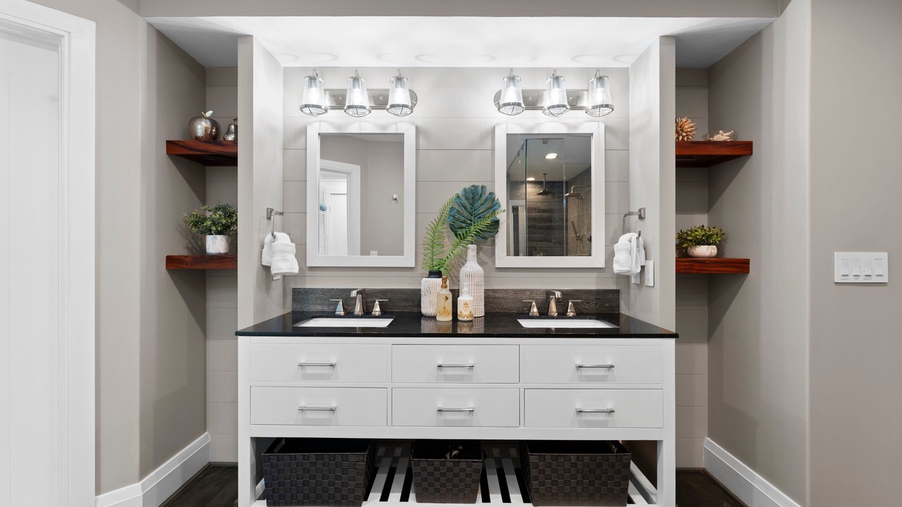 Photo of Bathroom in Mayhew