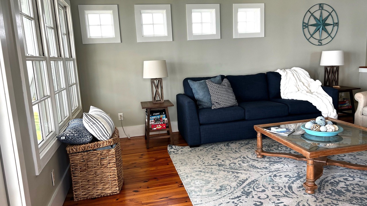 Photo of Livingroom in Minnesott Beach