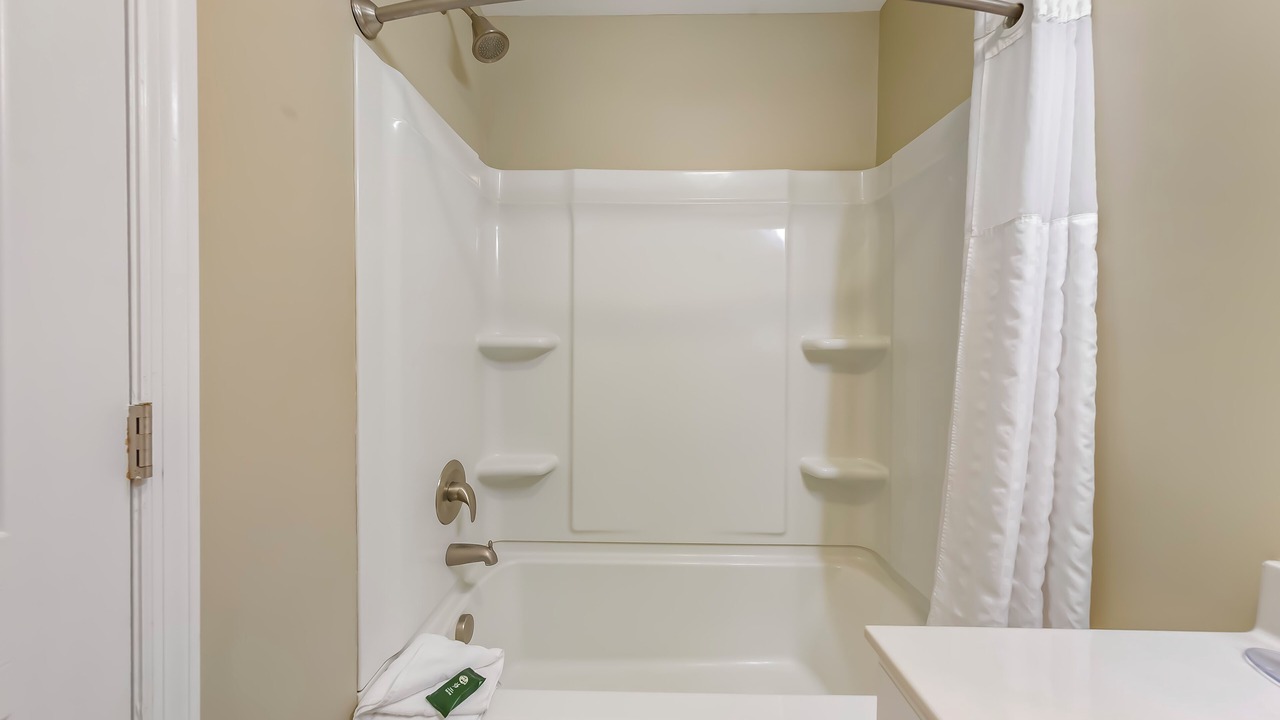 Photo of Bathroom in Fairfield Harbour