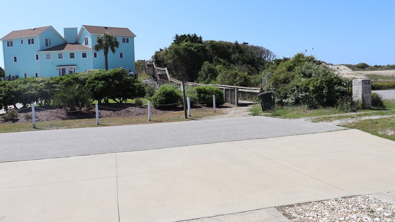 Photo of Others in Emerald Isle