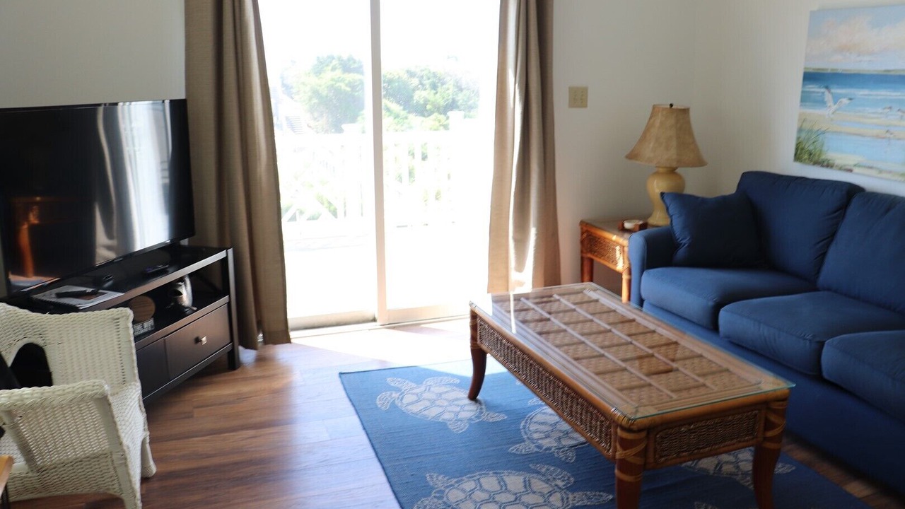 Photo of Livingroom in Emerald Isle