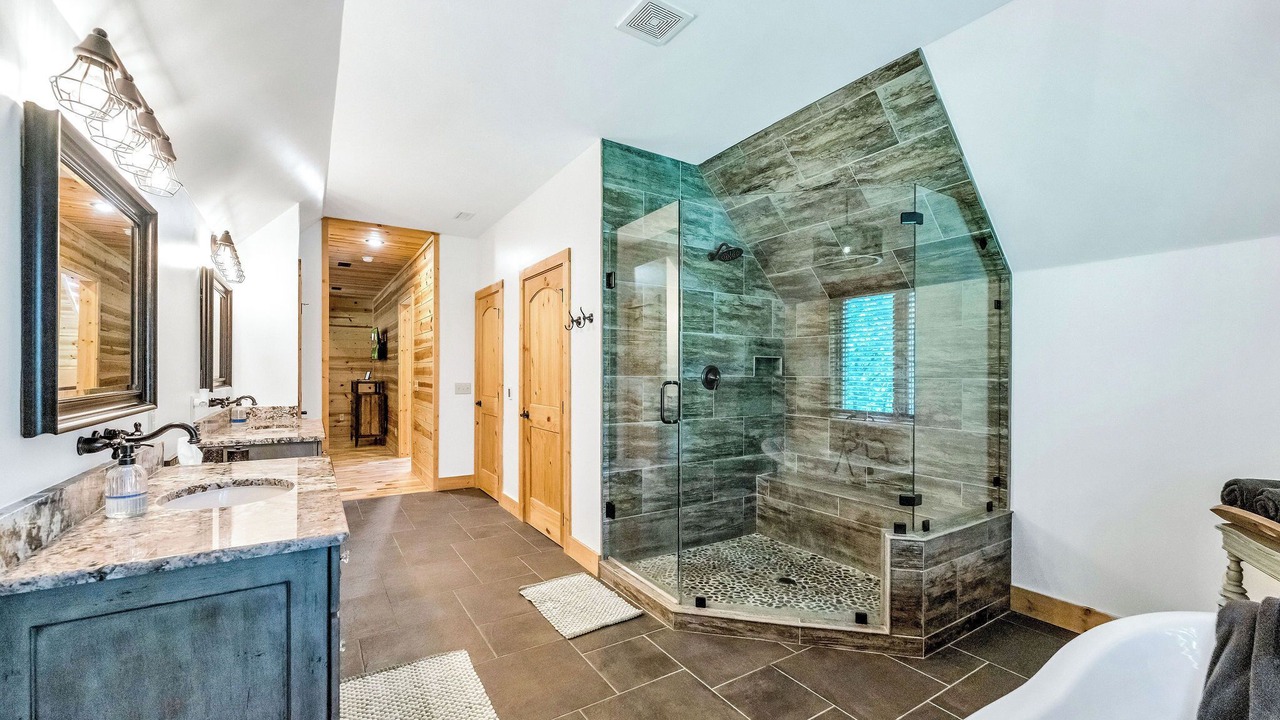 Photo of Bathroom in Lansing