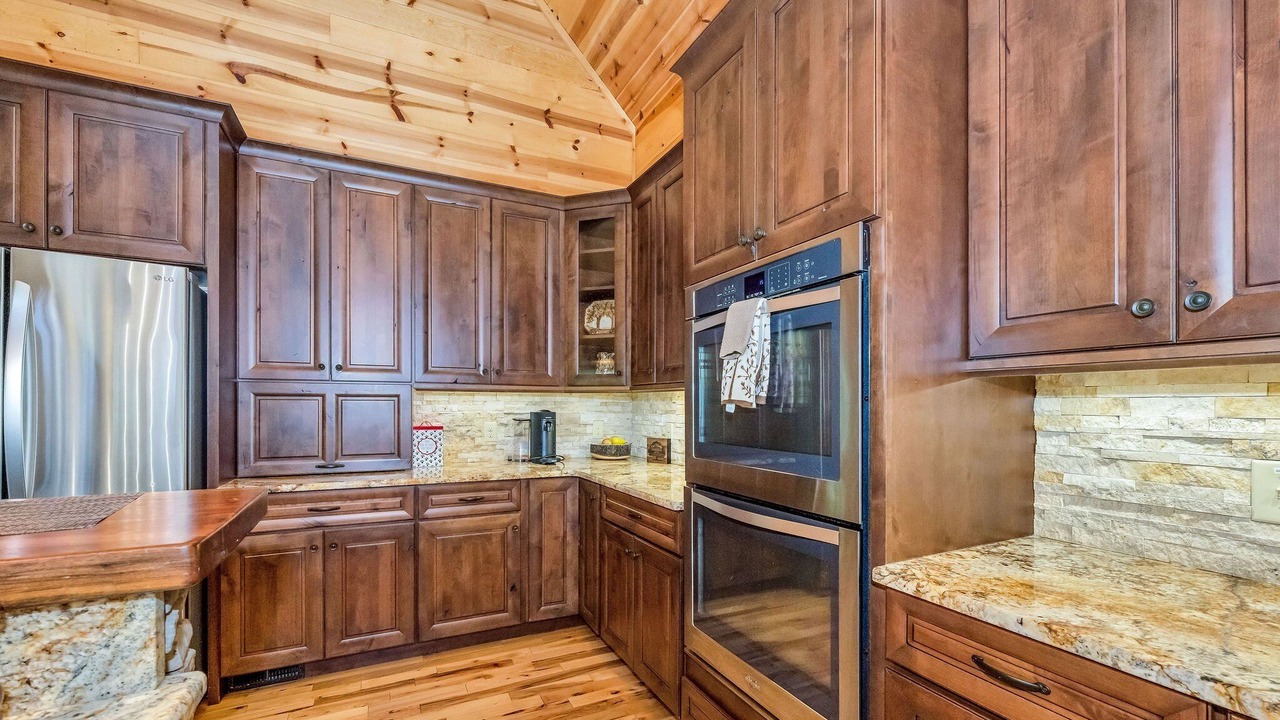 Photo of Kitchen in Lansing