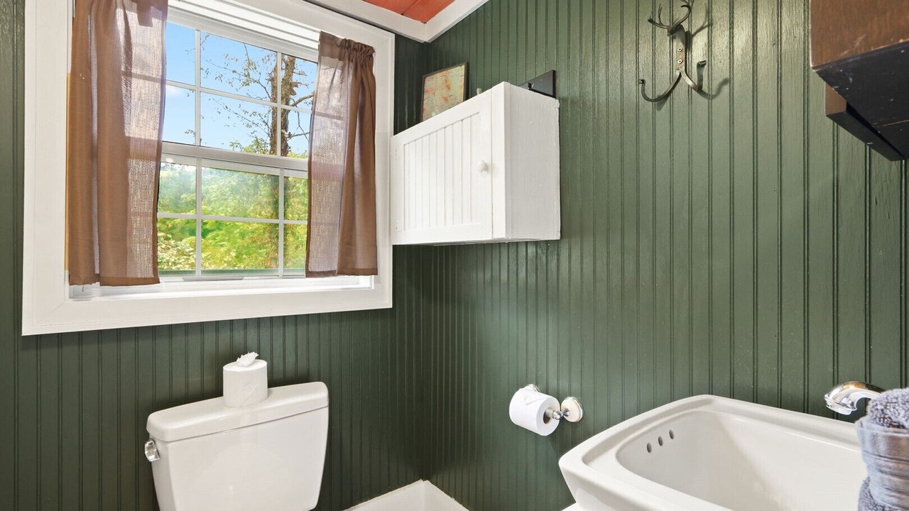 Photo of Bathroom in Foscoe