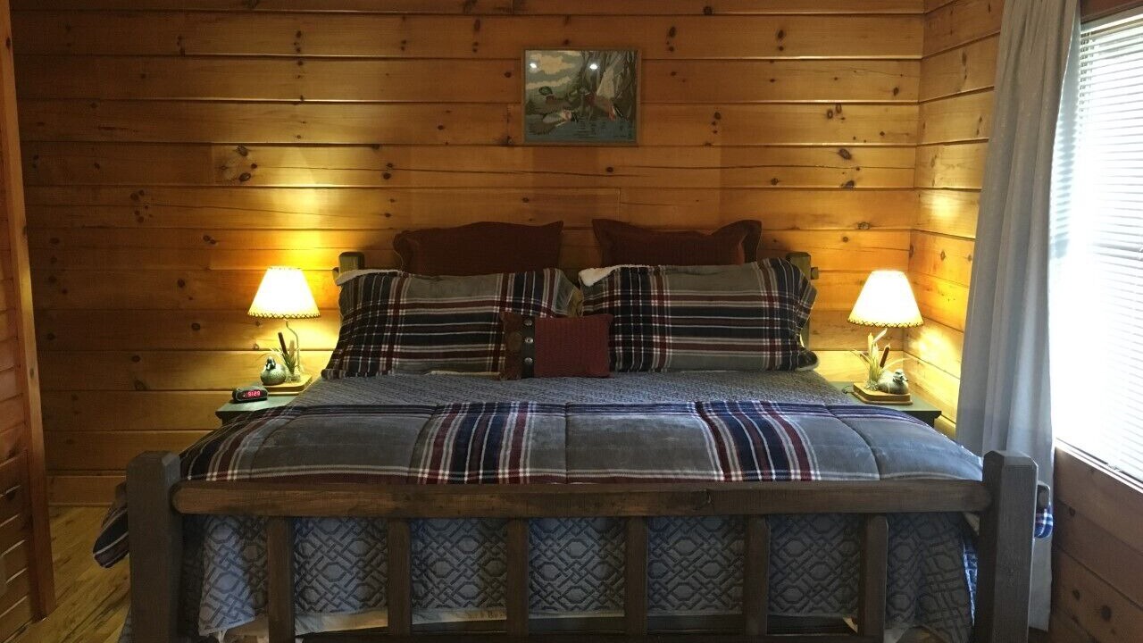 Photo of Bedroom in Valley Creek Run