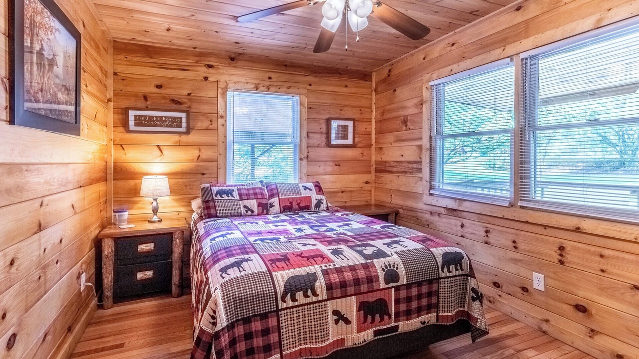 Photo of Bedroom in Bryson City