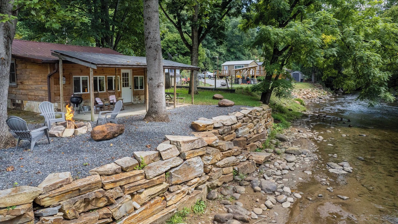 Photo of Outdoor in Bryson City