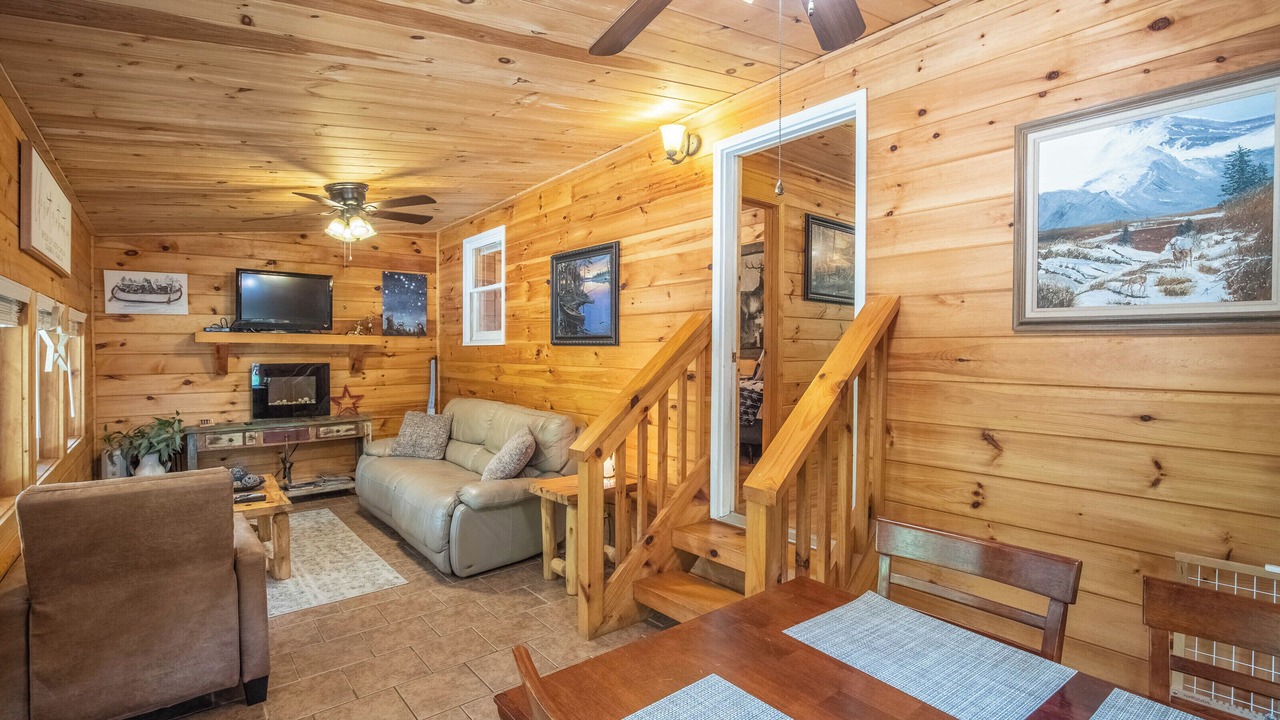 Photo of Livingroom in Bryson City