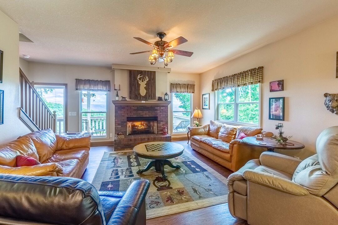 Photo of Livingroom in Sylva
