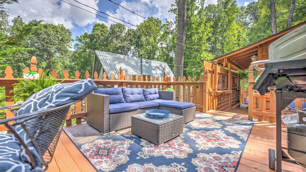 Photo of Patio Balcony in Maggie Valley