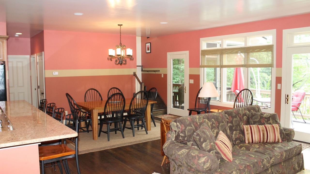 Photo of Bedroom in Lake Toxaway