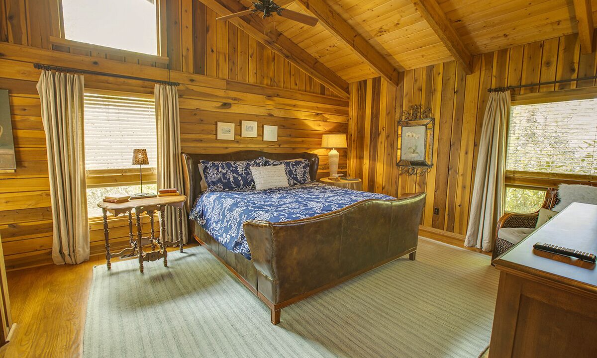 Photo of Bedroom in Highlands Hills