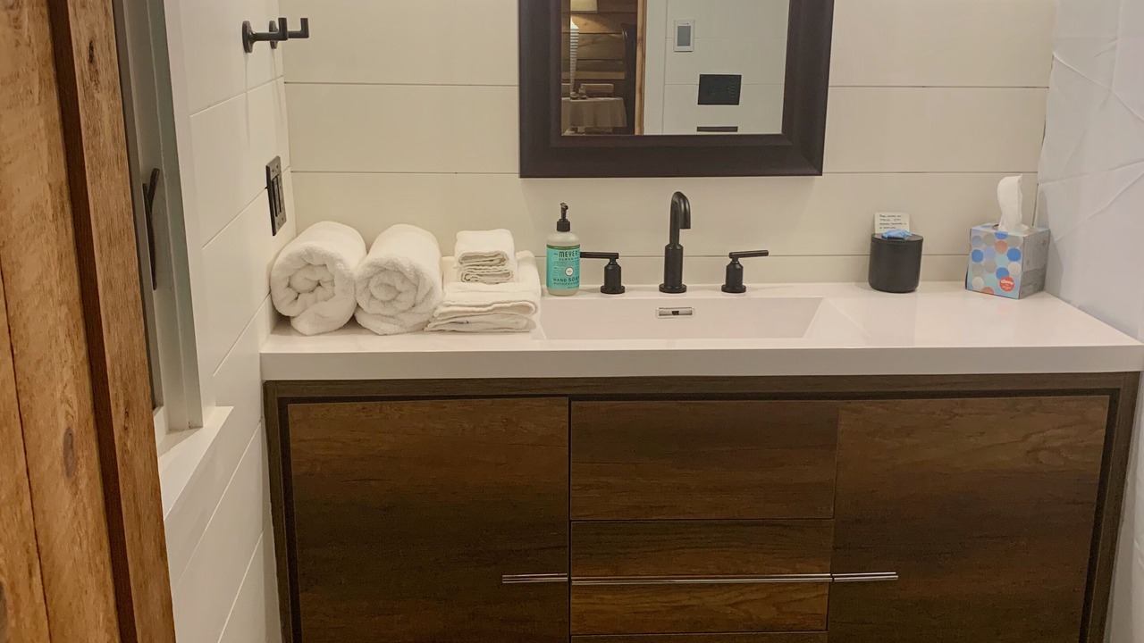 Photo of Bathroom in Highlands Hills