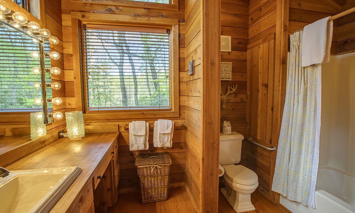 Photo of Bathroom in Highlands Hills