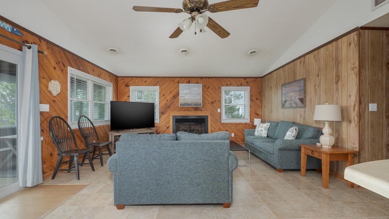 Photo of Livingroom in South Nags Head
