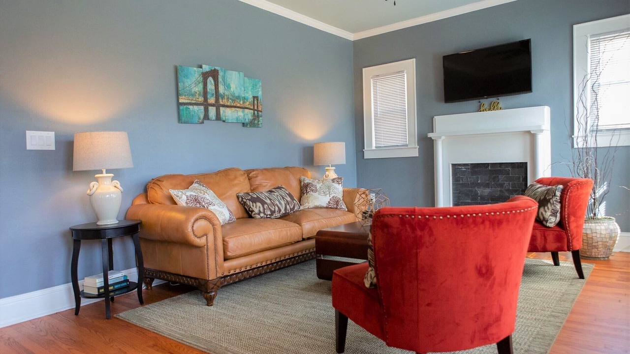 Photo of Livingroom in Burlington