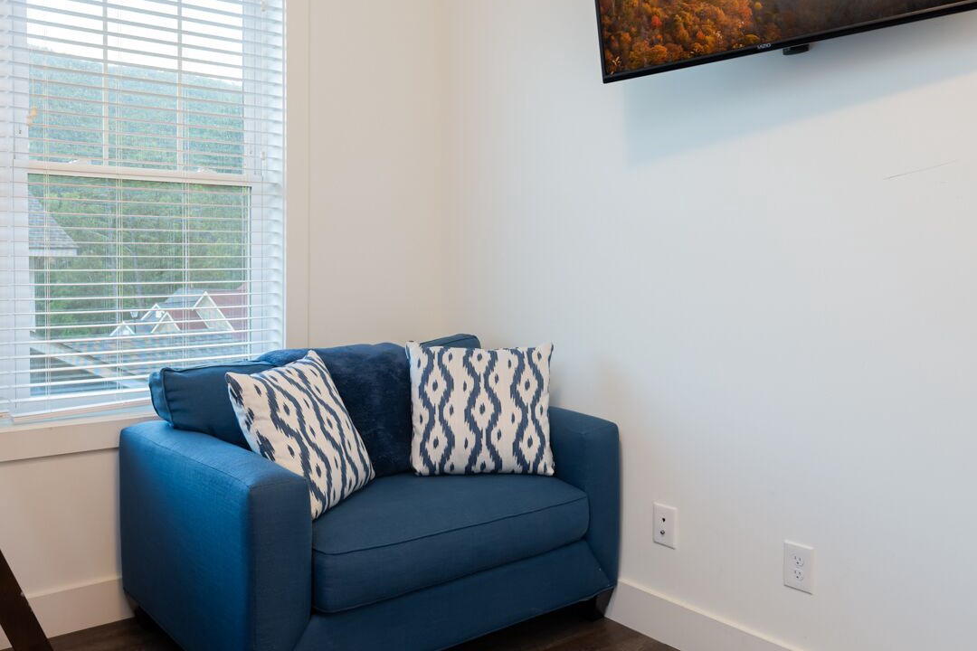 Photo of Livingroom in Fairview
