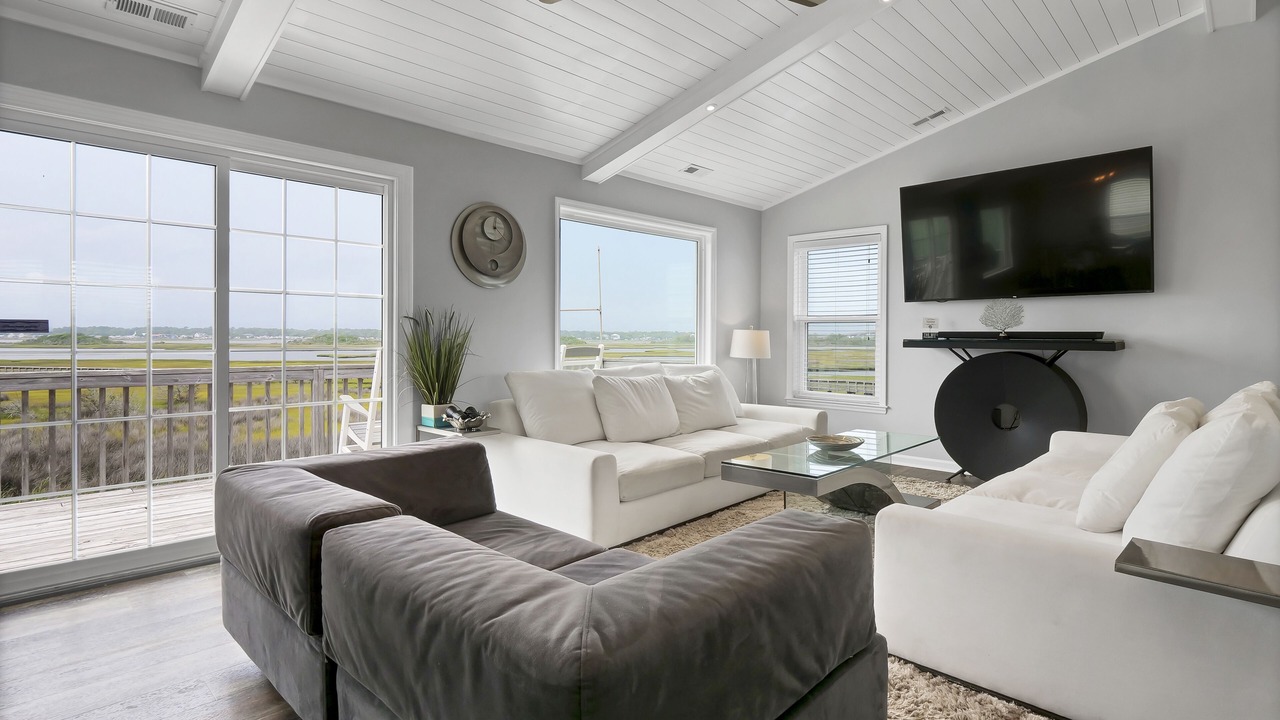 Photo of Livingroom in Surf City