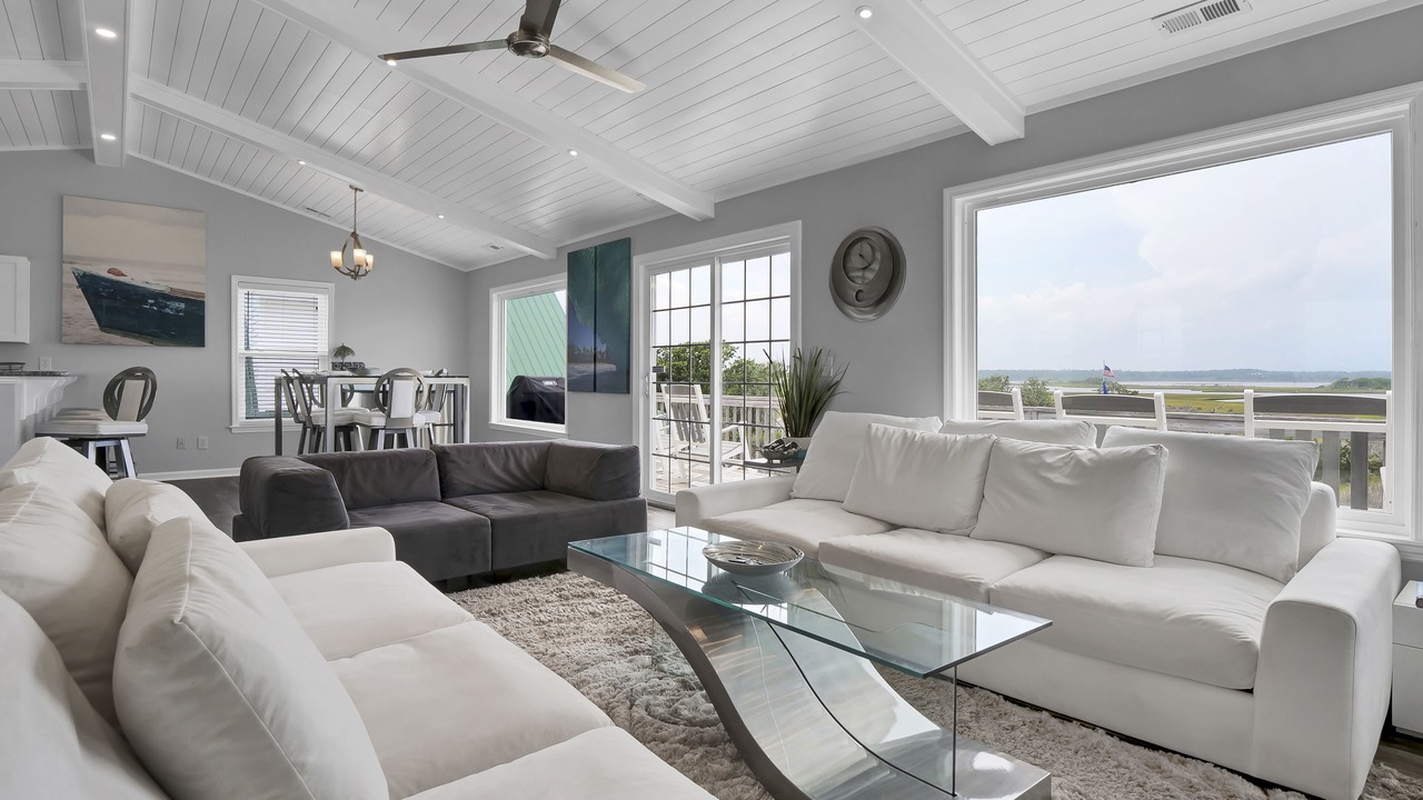 Photo of Livingroom in Surf City