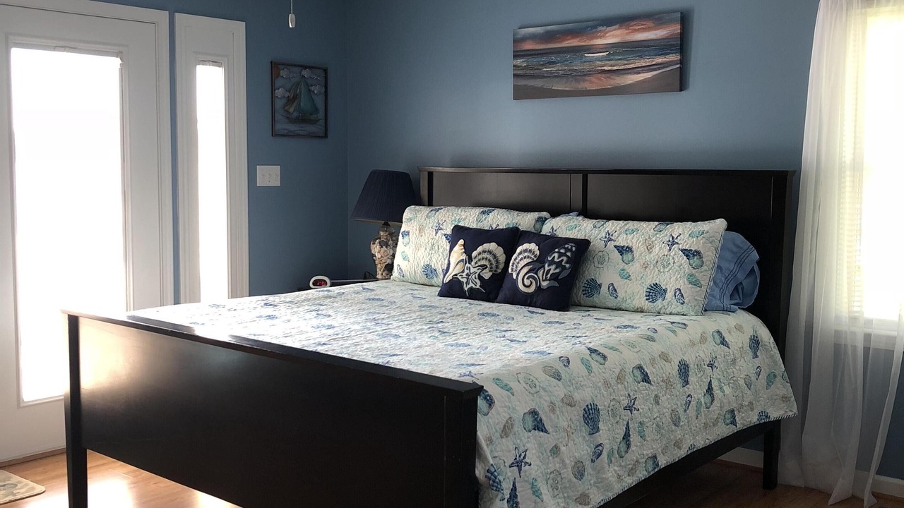 Photo of Bedroom in Bath