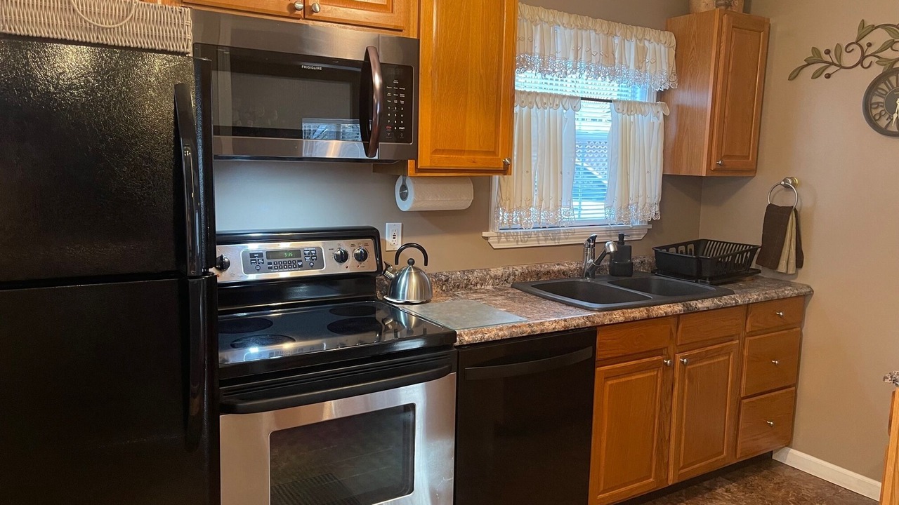 Photo of Kitchen in West Jefferson