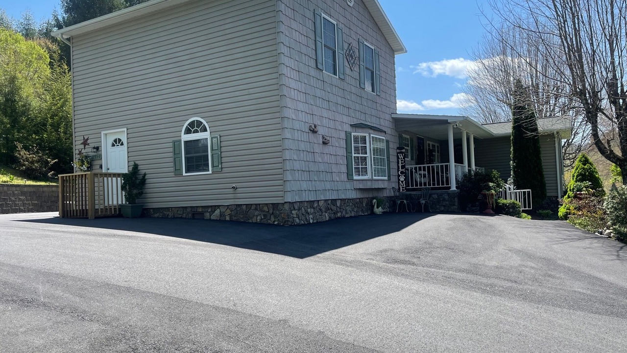 Photo of Outdoor in West Jefferson