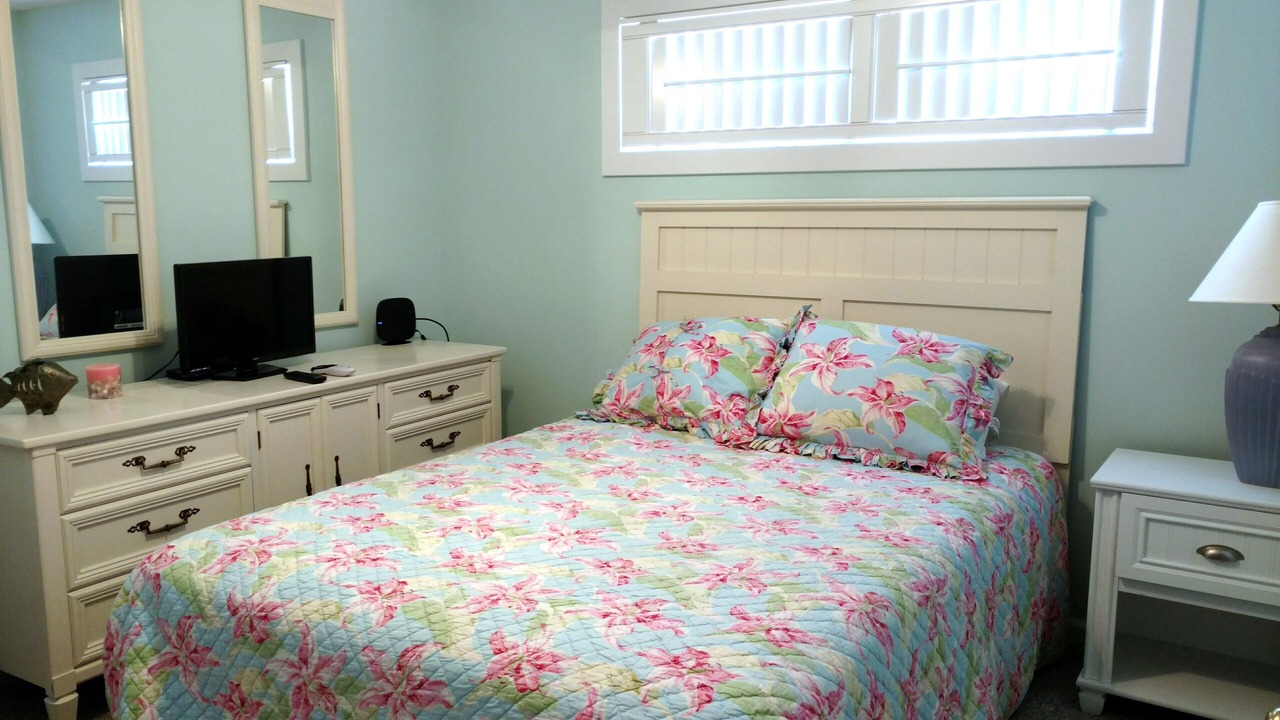 Photo of Bedroom in North Carolina Coast