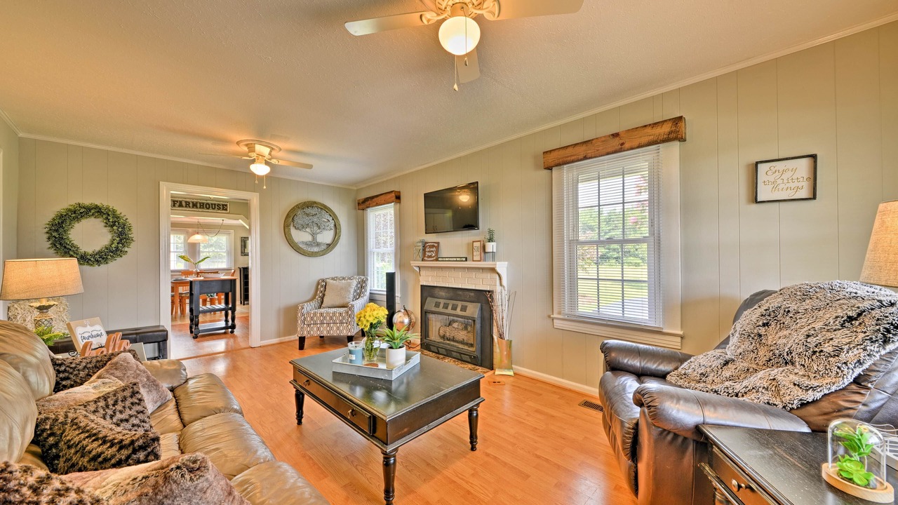 Photo of Bedroom in Elkin