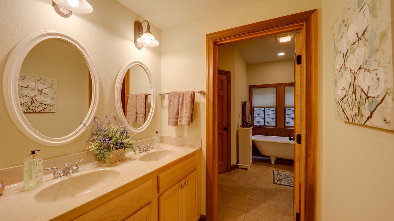 Photo of Bathroom in Mountain Air