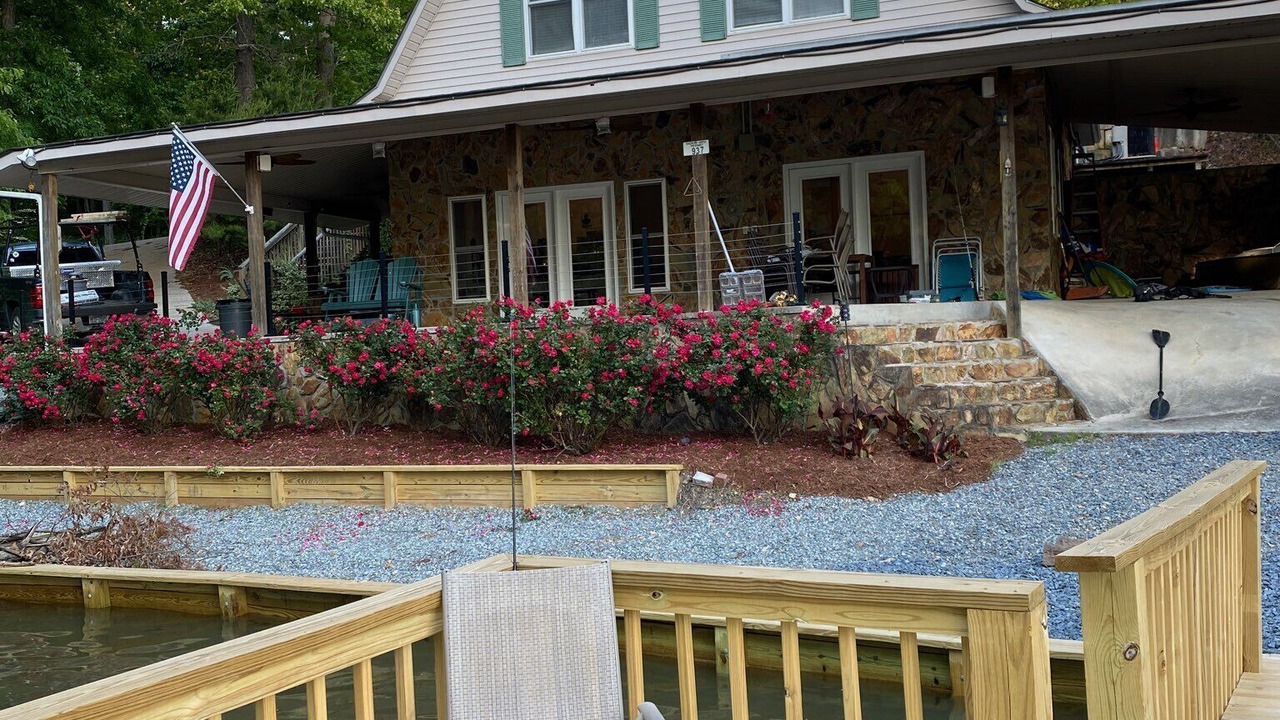 Photo of Outdoor in New London