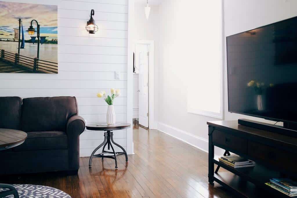 Photo of Livingroom in Wilmington Historic District