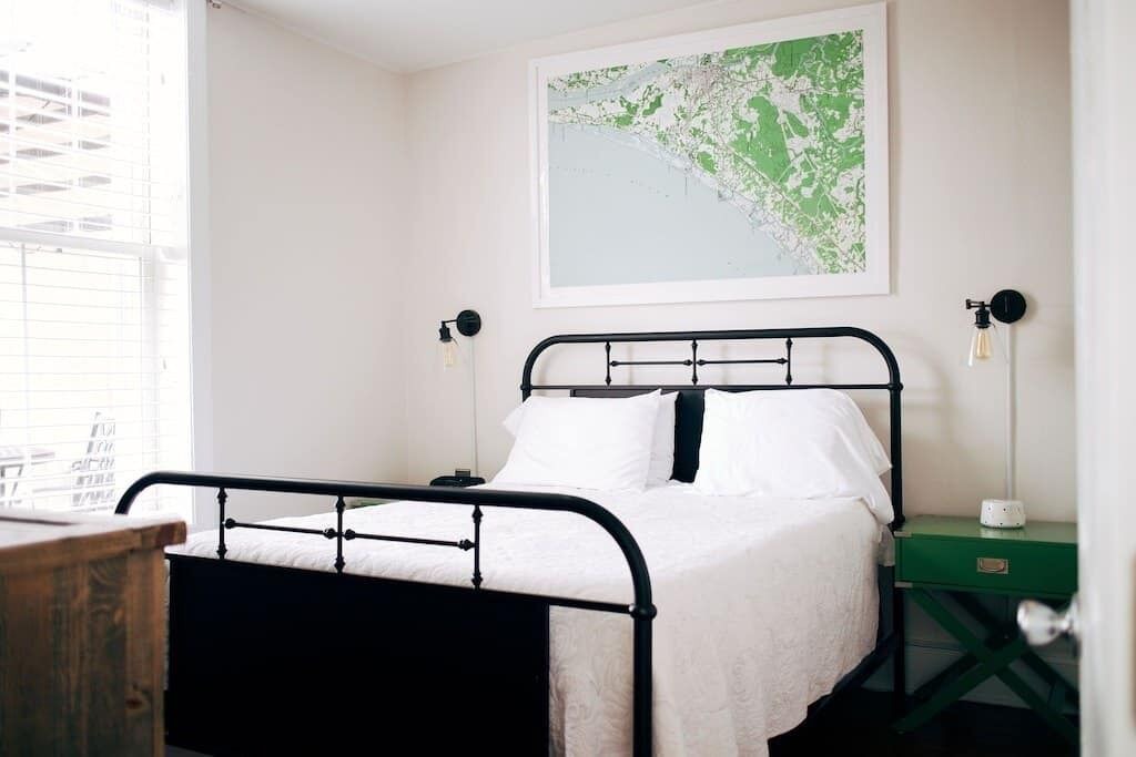 Photo of Bedroom in Wilmington Historic District