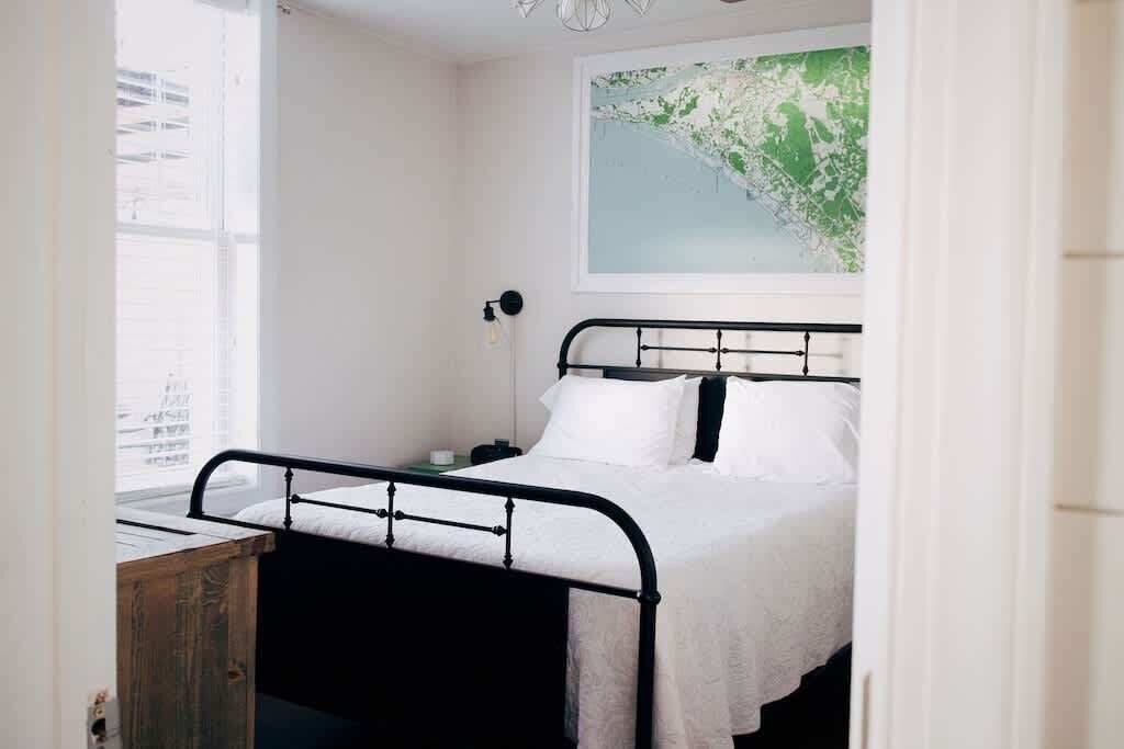 Photo of Bedroom in Wilmington Historic District