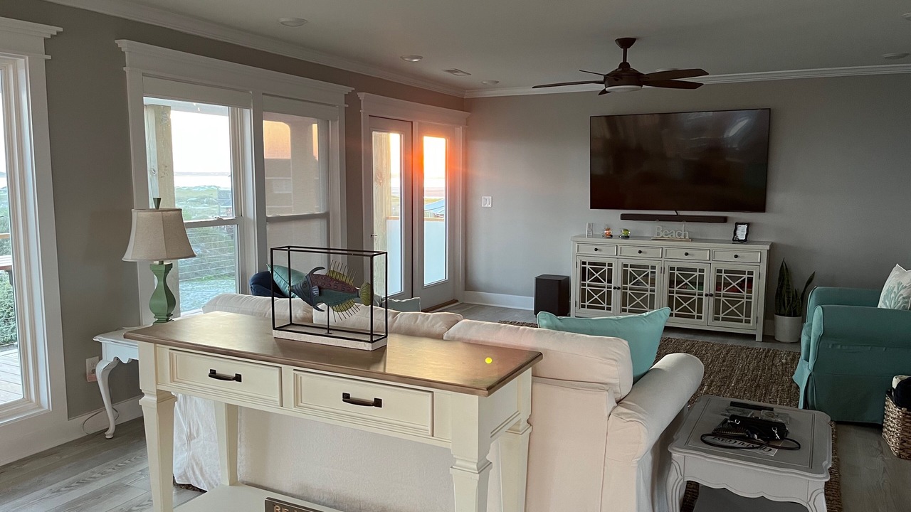 Photo of Livingroom in The Point