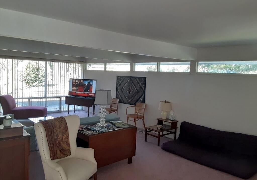 Photo of Livingroom in Ridgewood