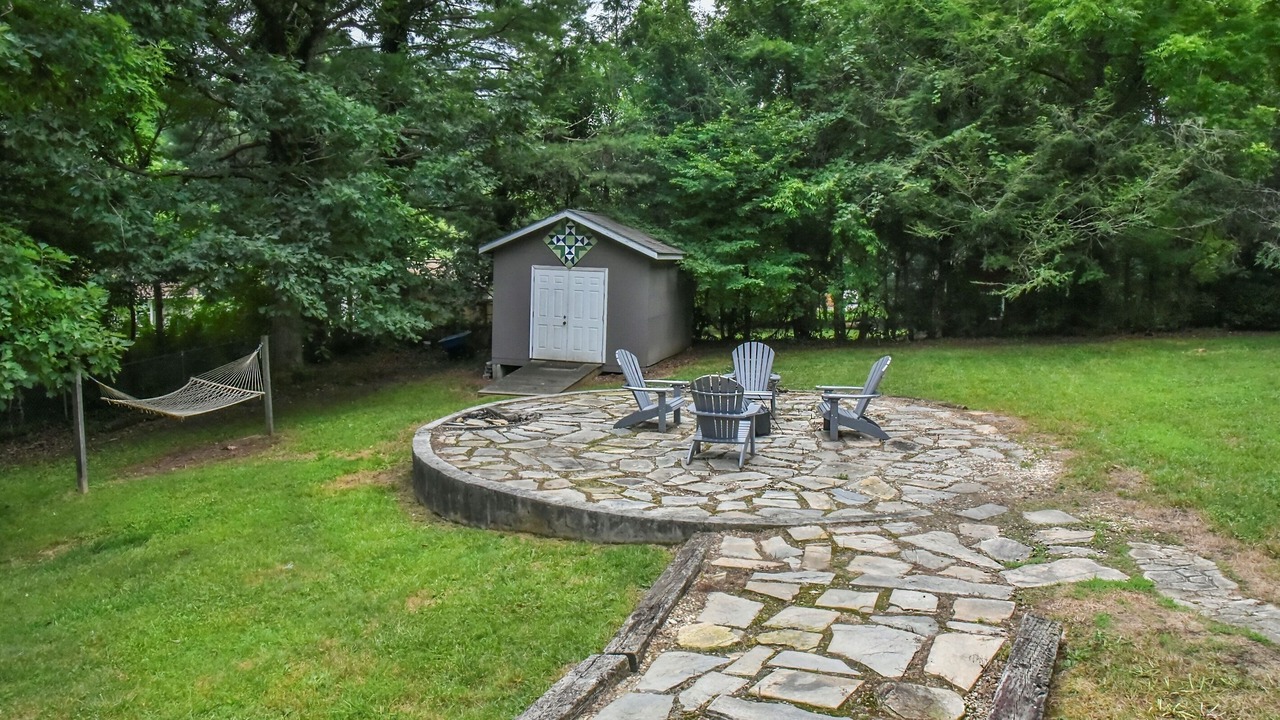 Photo of Outdoor in Black Mountain