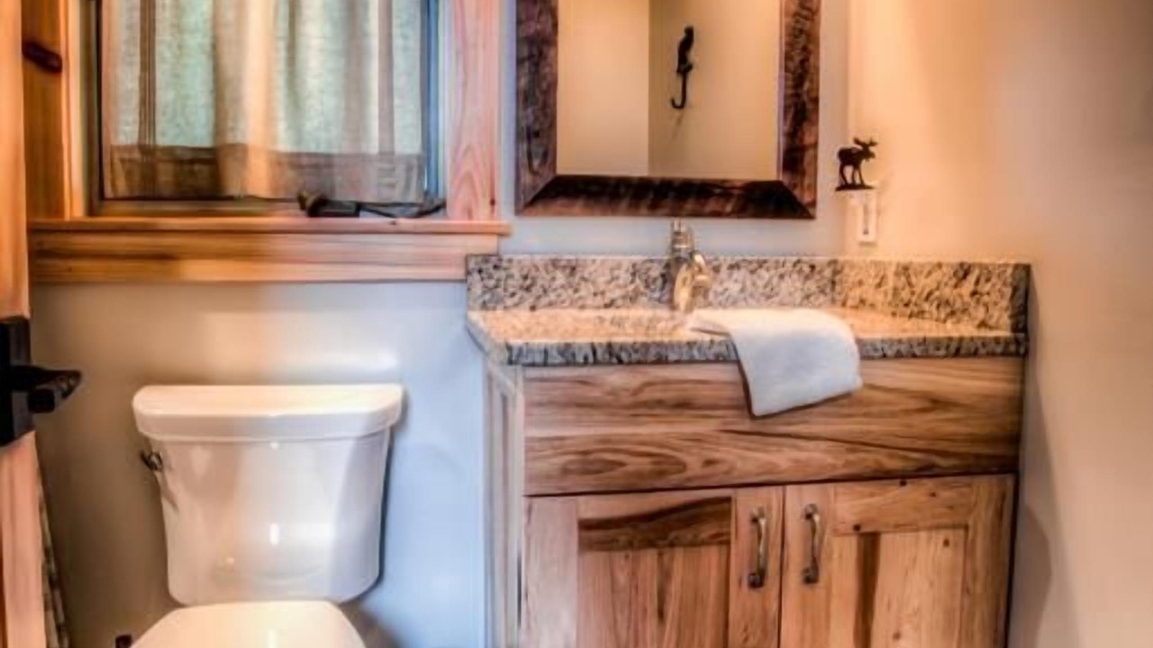 Photo of Bathroom in Black Mountain