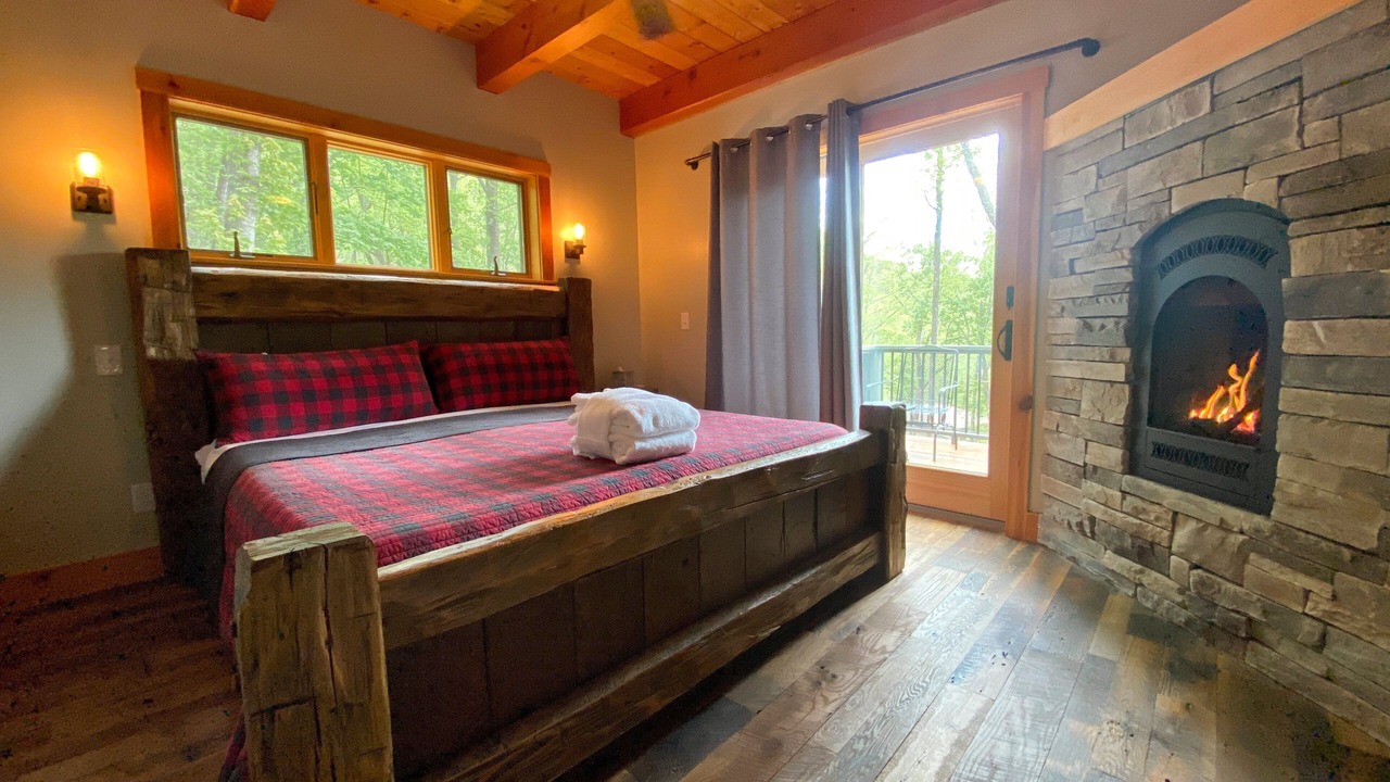 Photo of Livingroom in Black Mountain