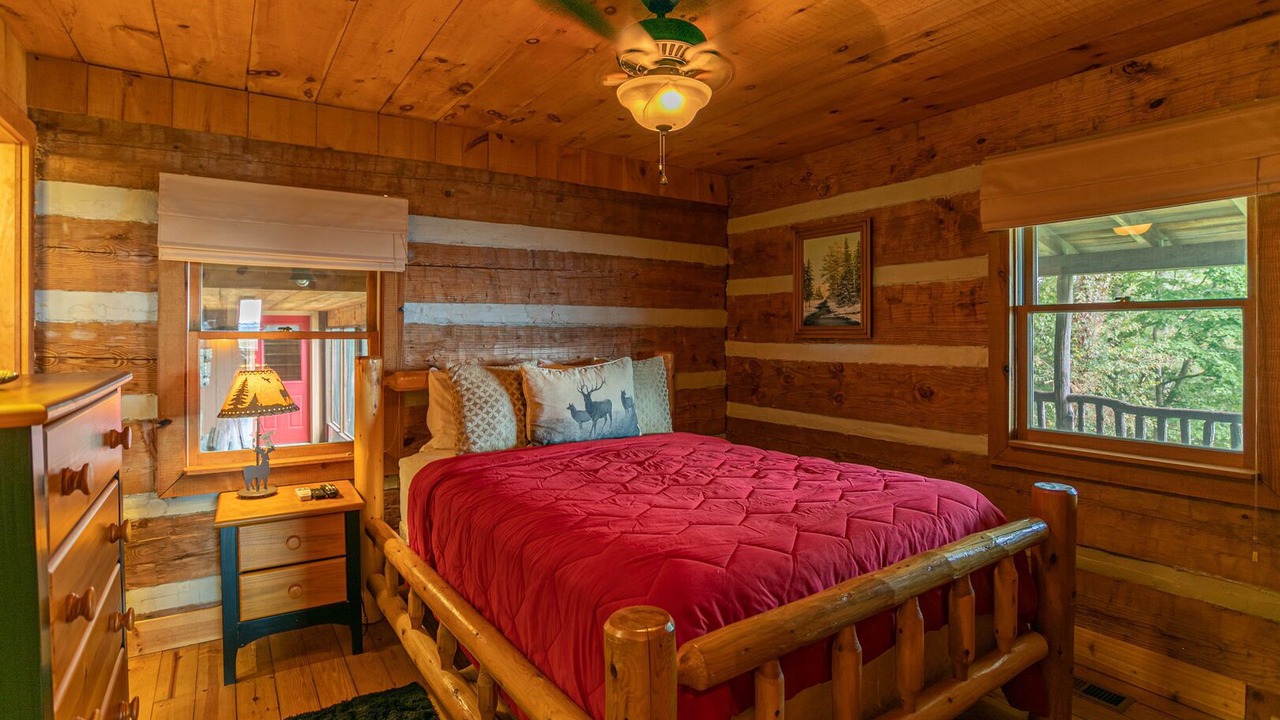 Photo of Bedroom in Banner Elk