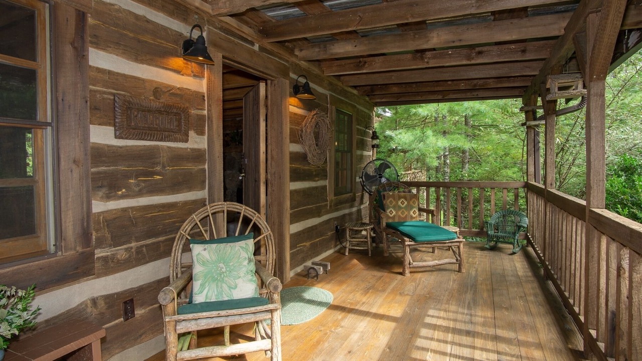 Photo of Patio Balcony in Pisgah Forest