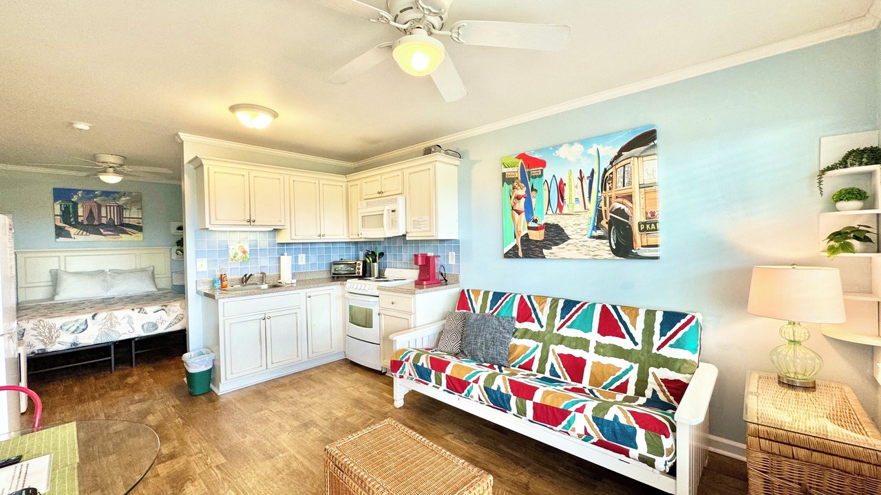 Photo of Livingroom in Atlantic Beach