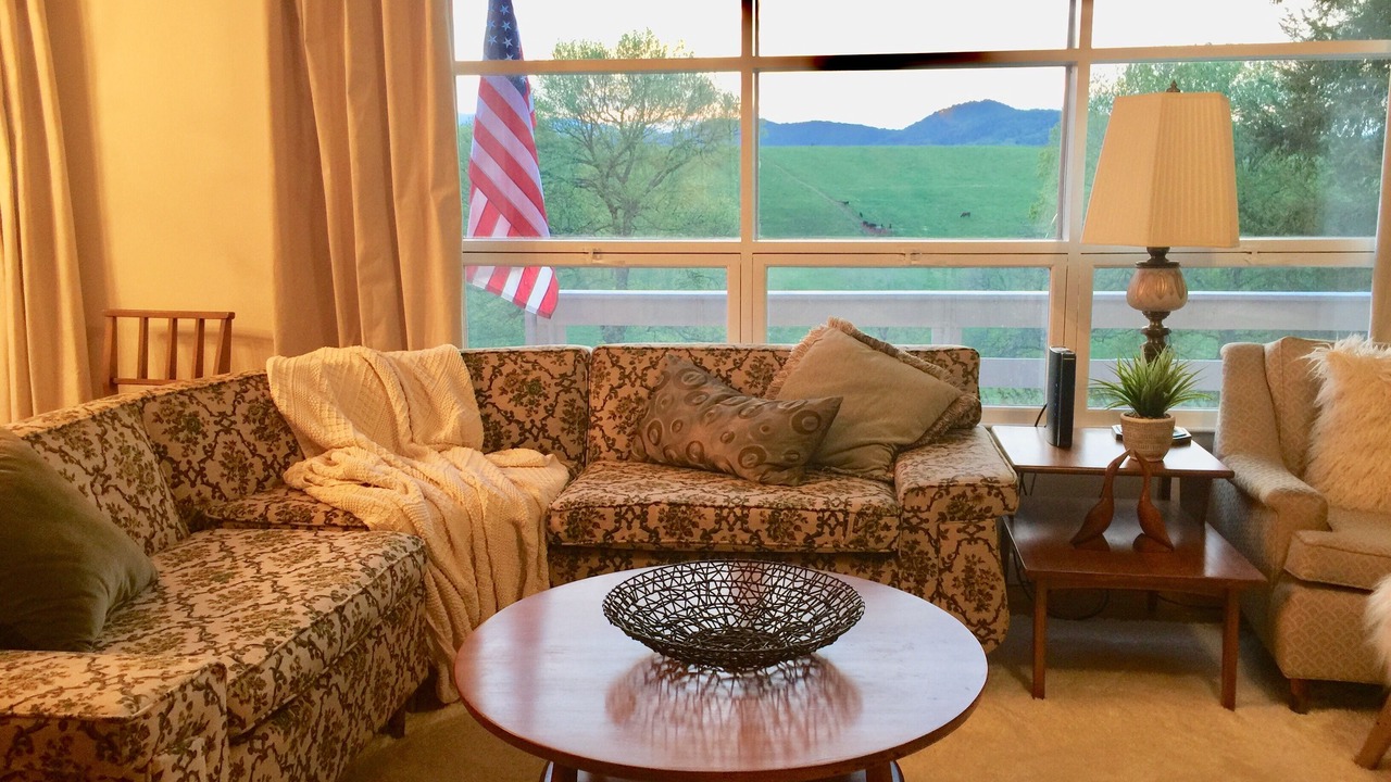 Photo of Livingroom in Franklin