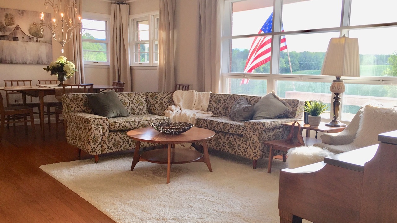 Photo of Livingroom in Franklin
