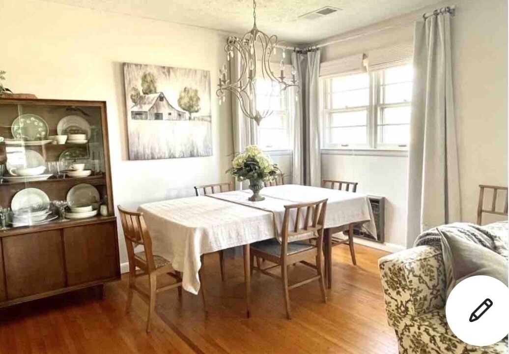 Photo of Livingroom in Franklin