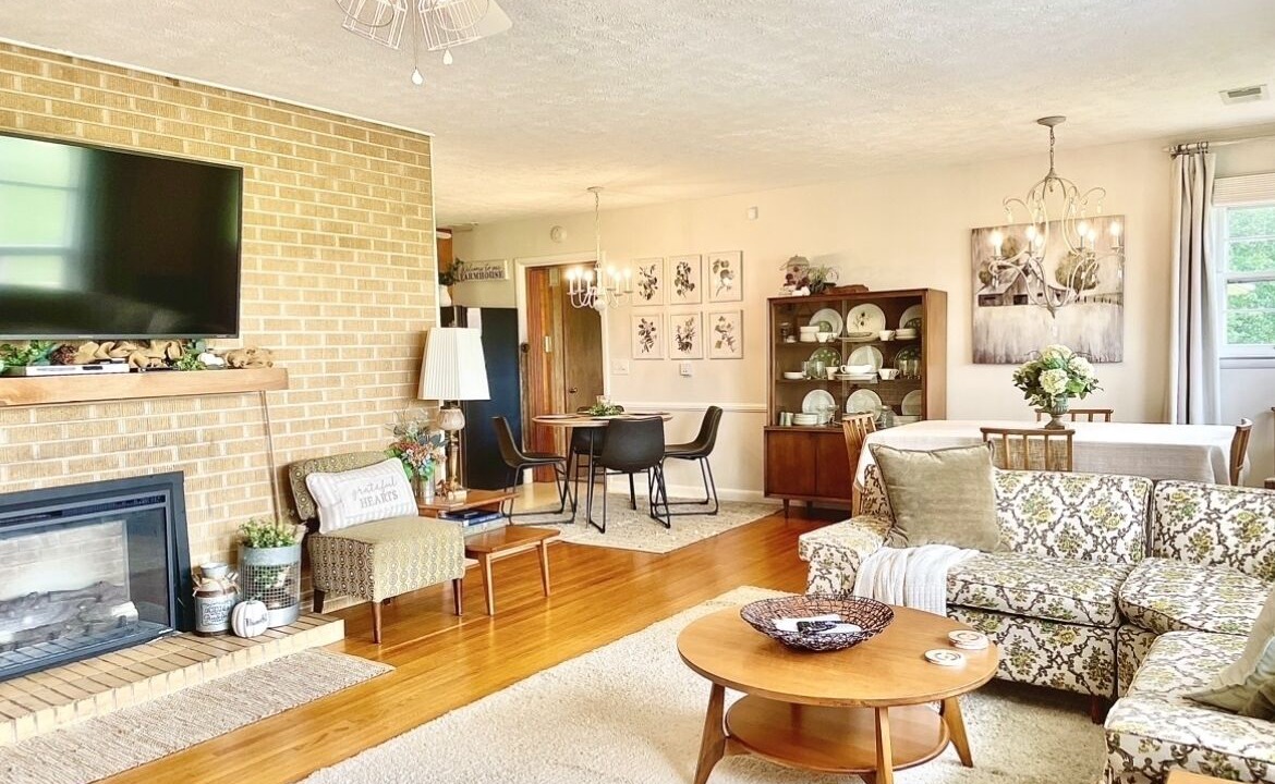 Photo of Livingroom in Franklin