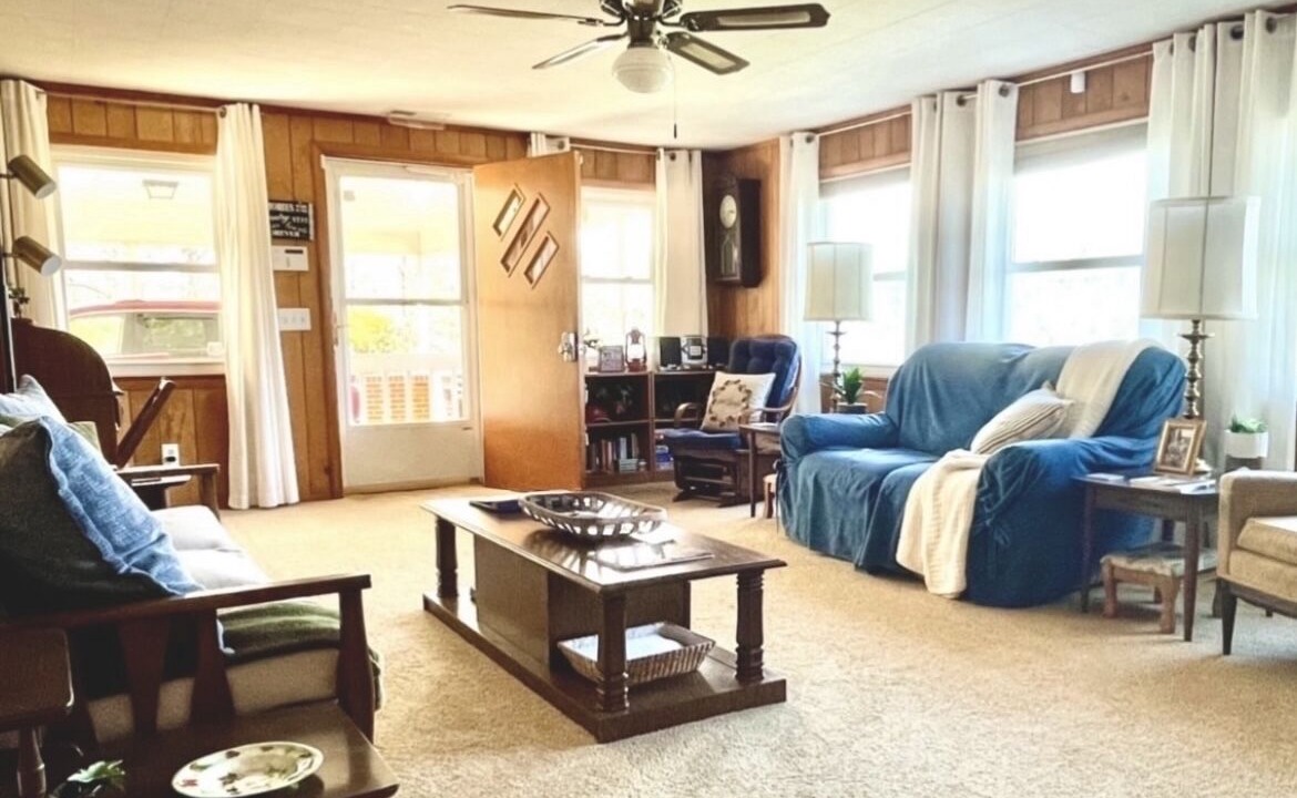 Photo of Livingroom in Franklin
