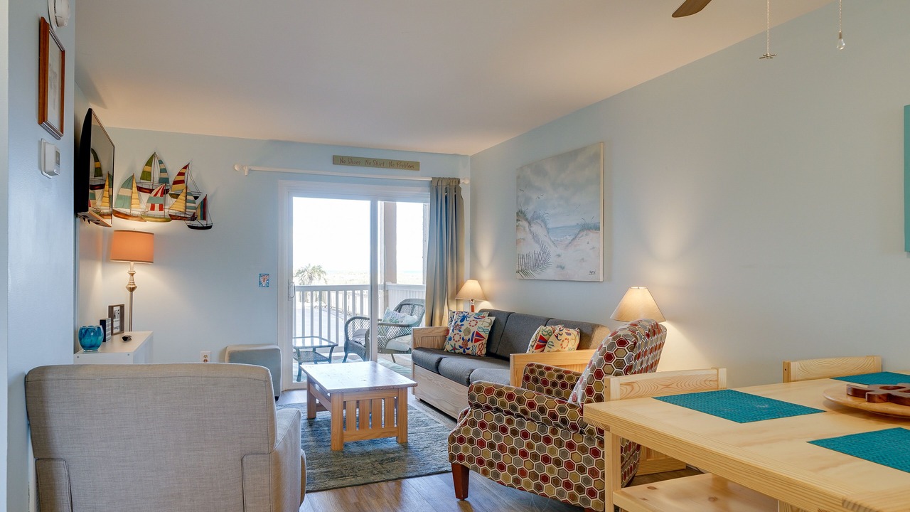 Photo of Livingroom in Wilmington Beach
