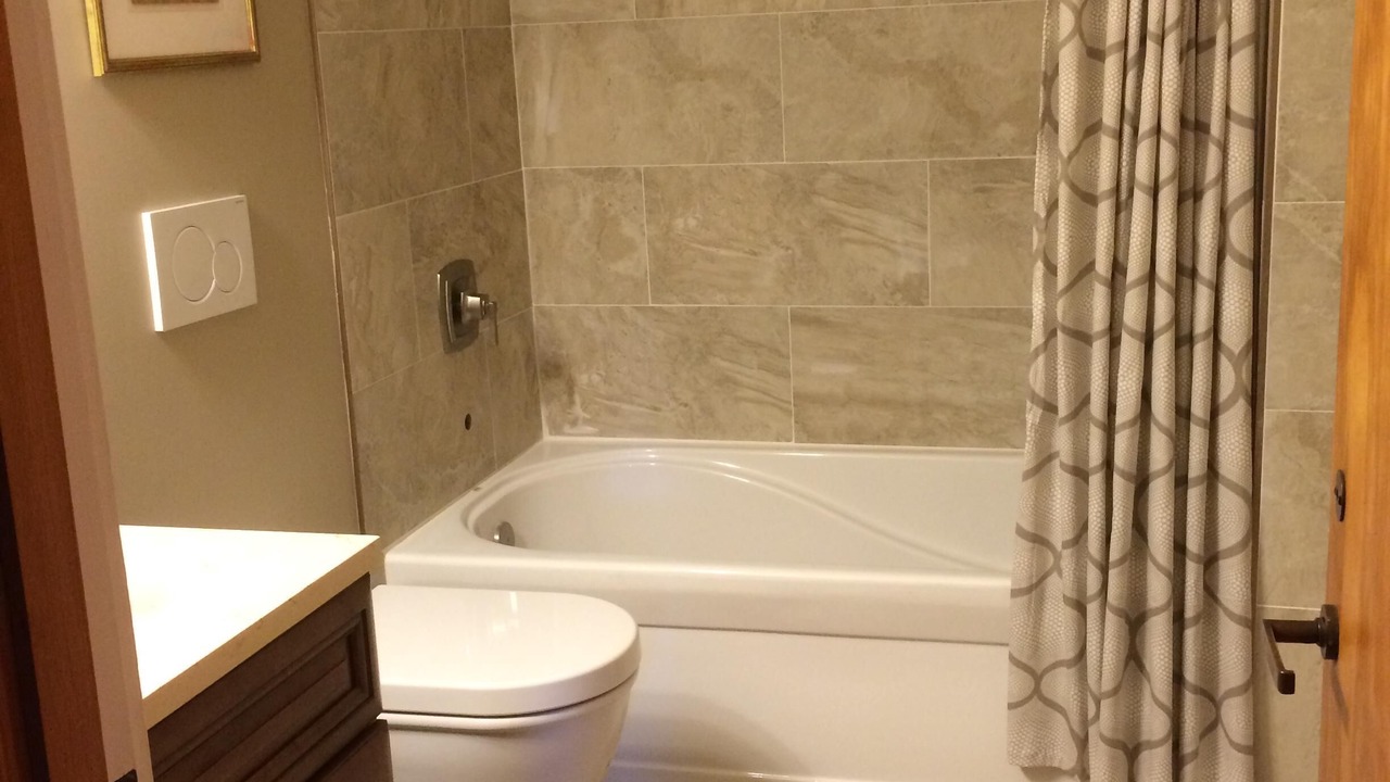 Photo of Bathroom in Arden